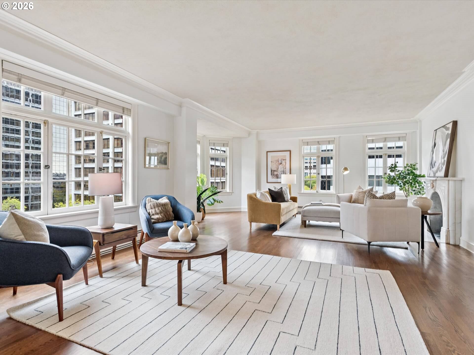 Photo #6: 244453260 Listing: Photo #6