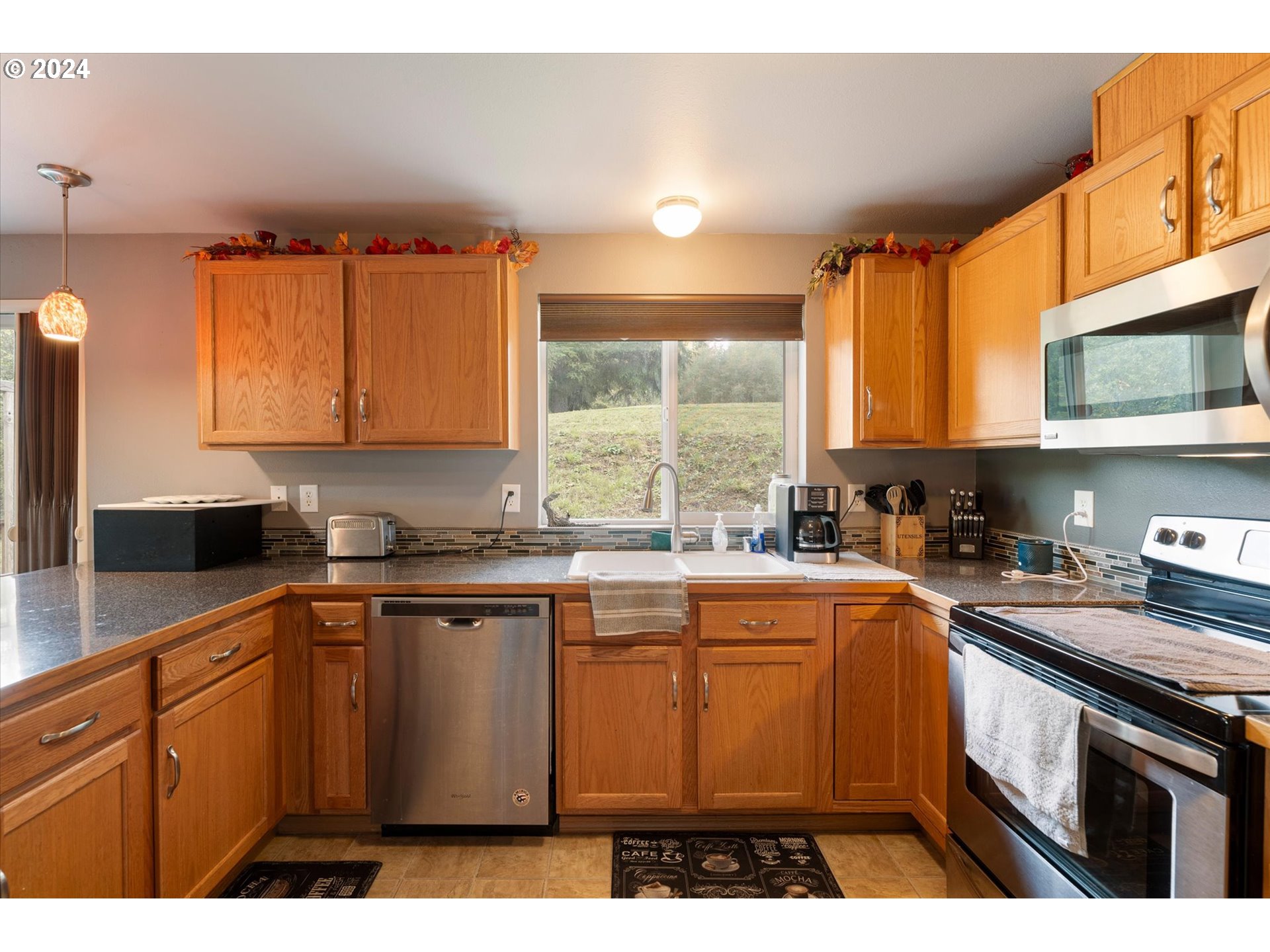 115  Ridgecrest Ln, Longview, WA 98632