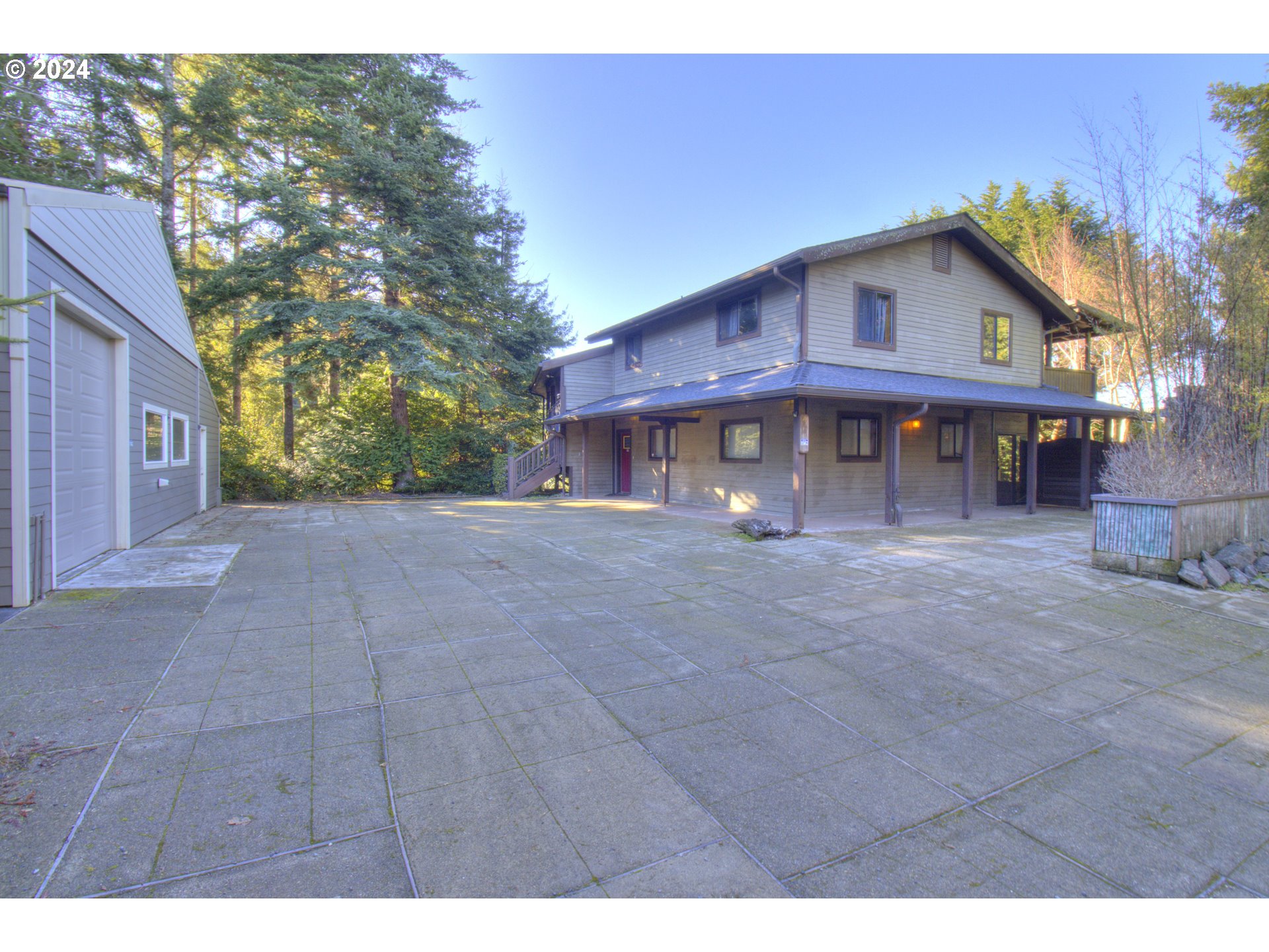4 VISTA DR, Port Orford, OR, 97465