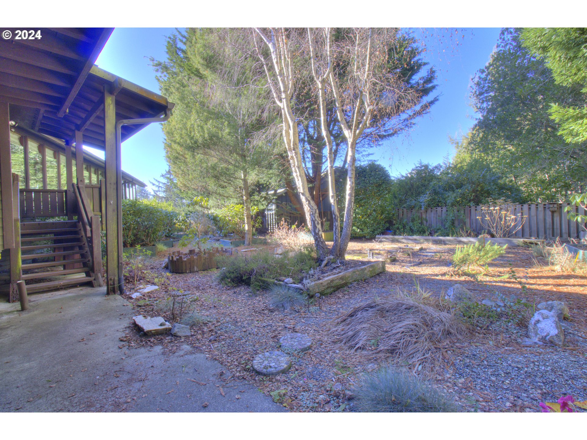 4 VISTA DR, Port Orford, OR, 97465