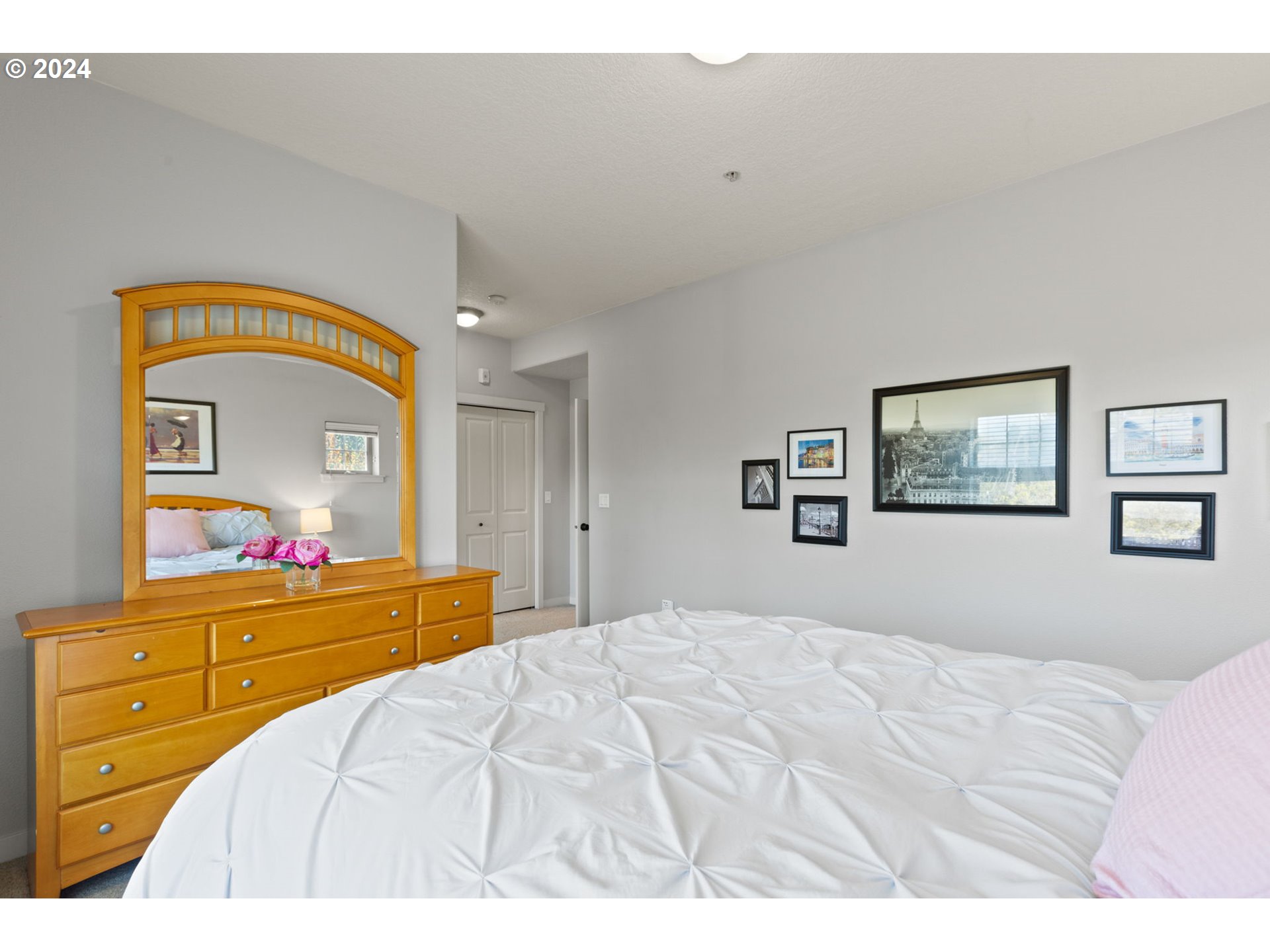 Photo #6: 24459783 Listing 