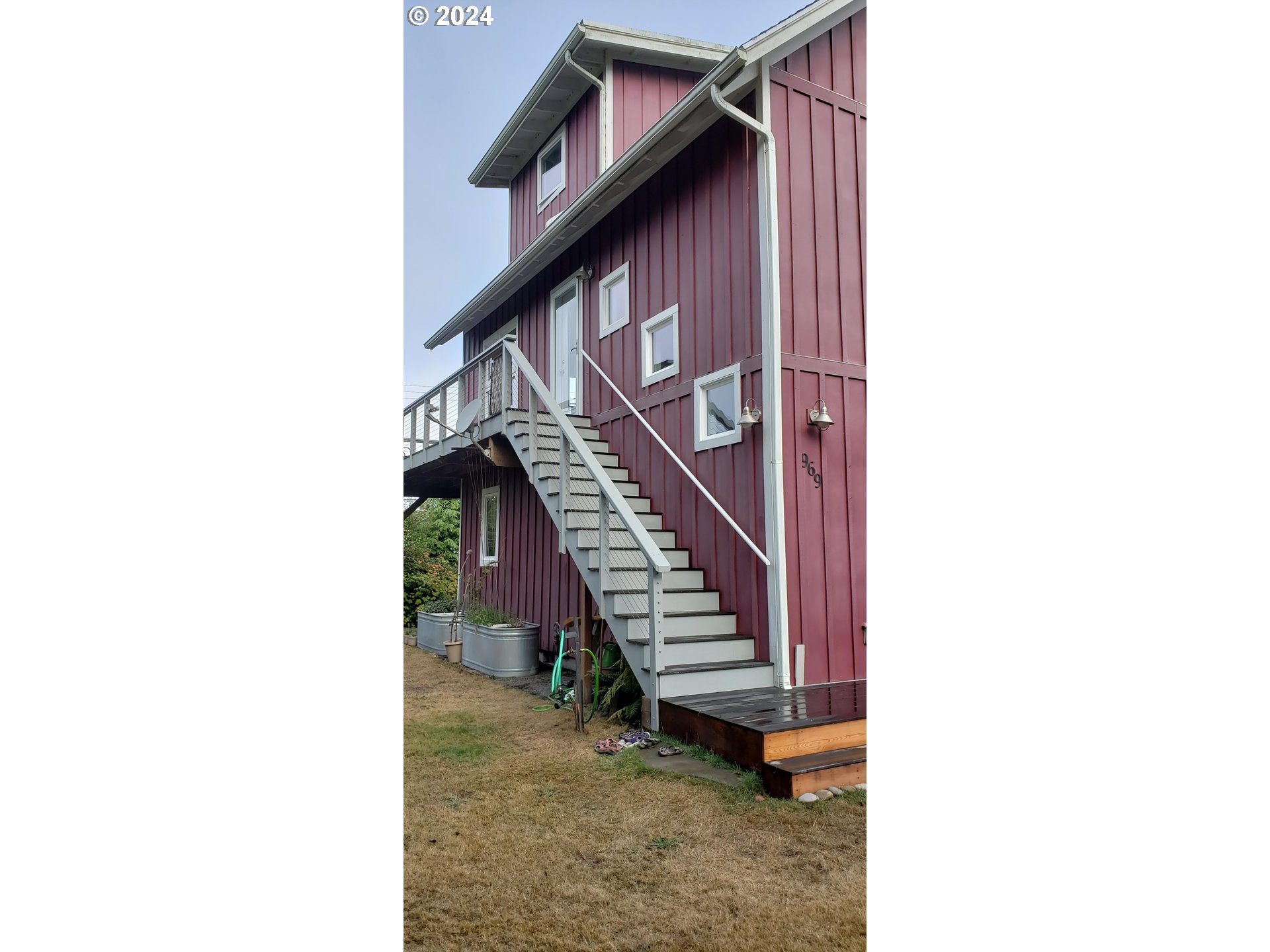 969 NW PARK VIEW ST, Seal Rock, OR 