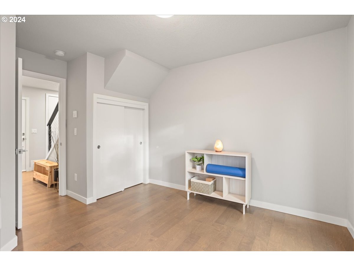 Photo #6: 24469305 Listing 