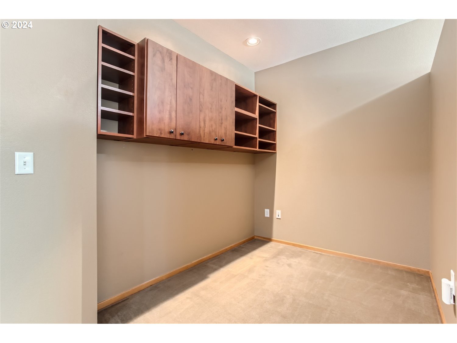 1125 NW 9TH AVE UNIT 209, Portland, OR, 97209
