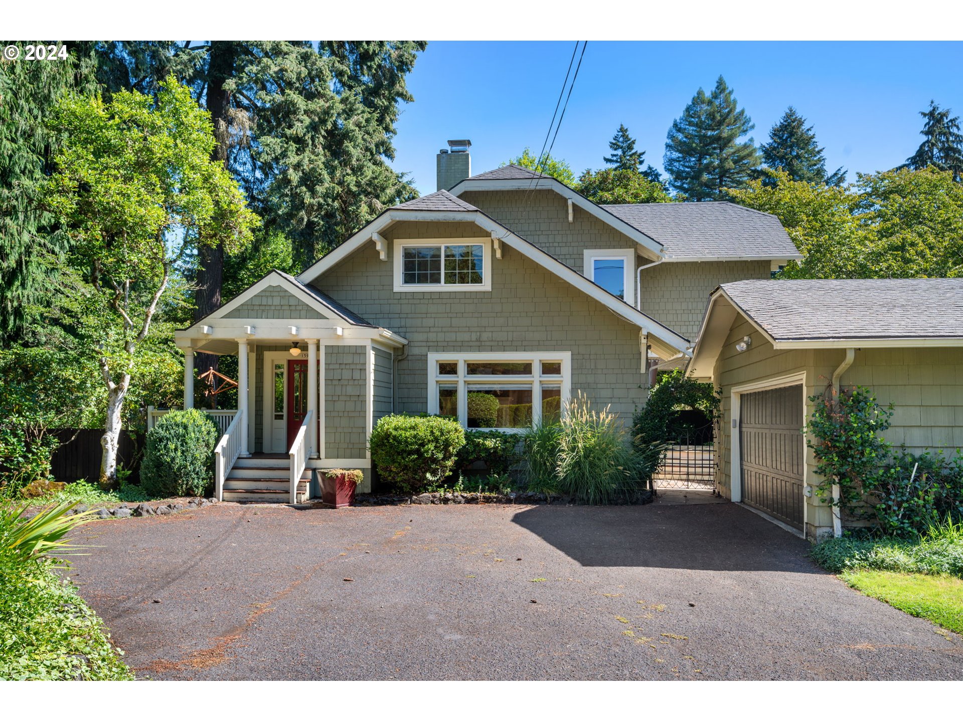 Photo of 15900 TWIN FIR RD Lake Oswego OR 97035