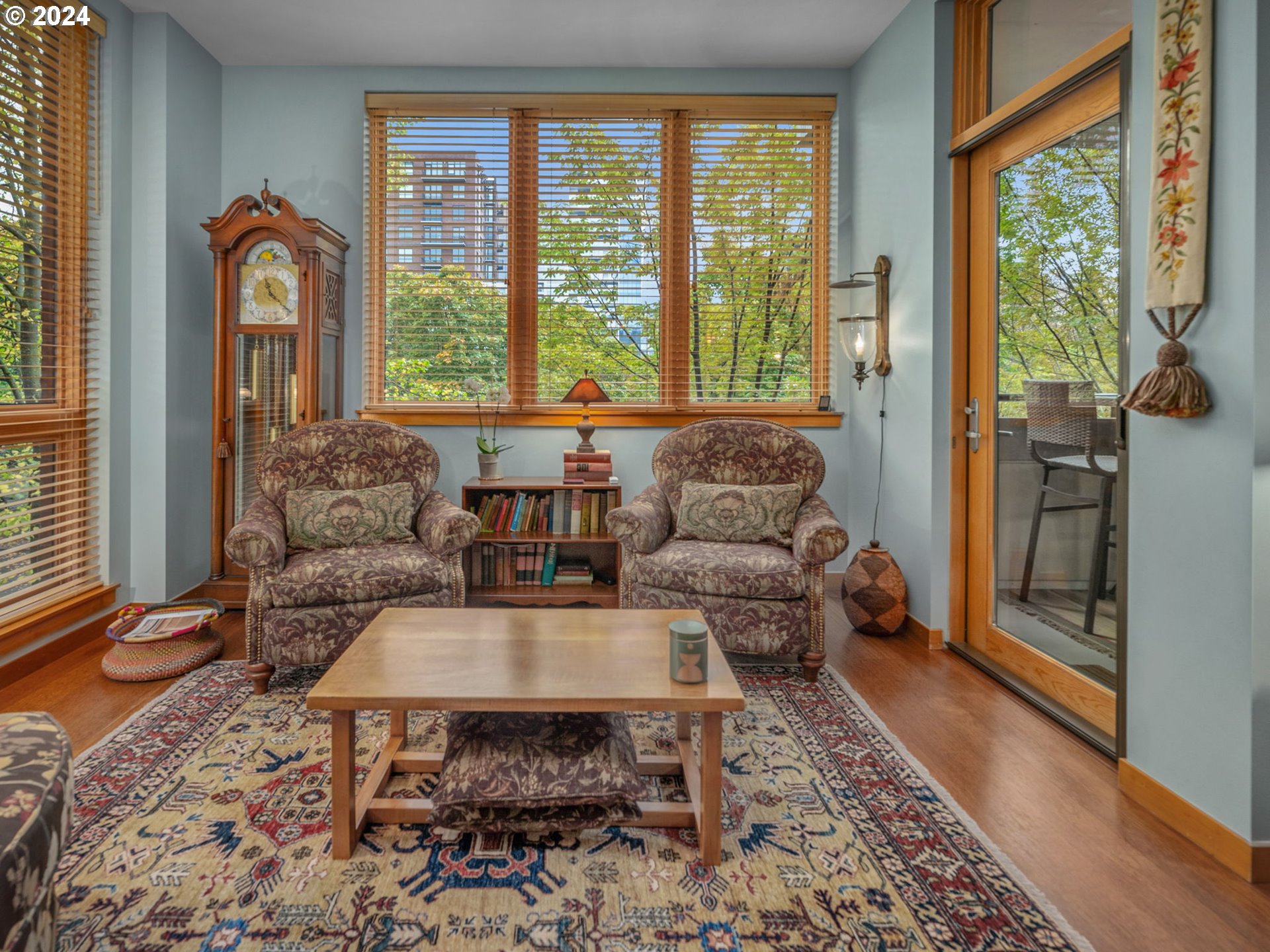 Photo #5: 24483491 Listing 