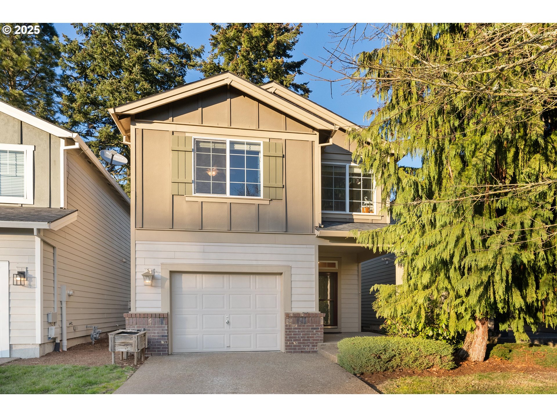 Photo of 4573 SATINWOOD ST Hillsboro OR 97123