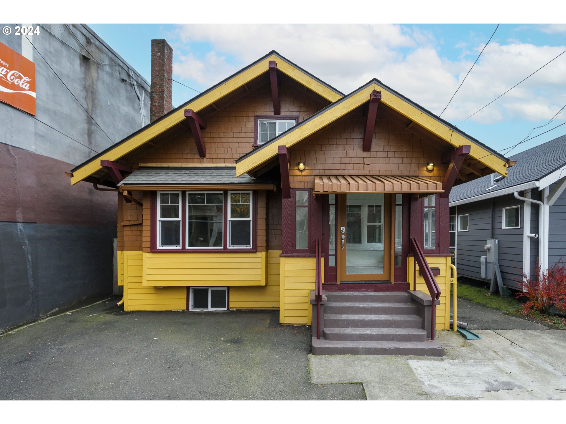 Photo of 1421 49TH AVE Portland OR 97215