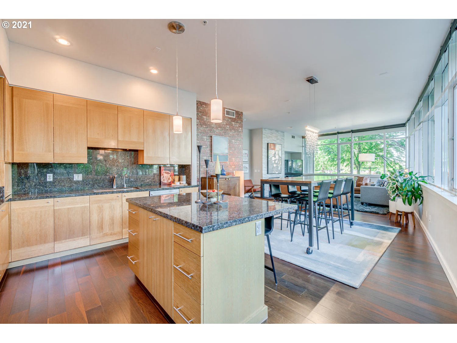 Photo #6: 24491278 Listing 
