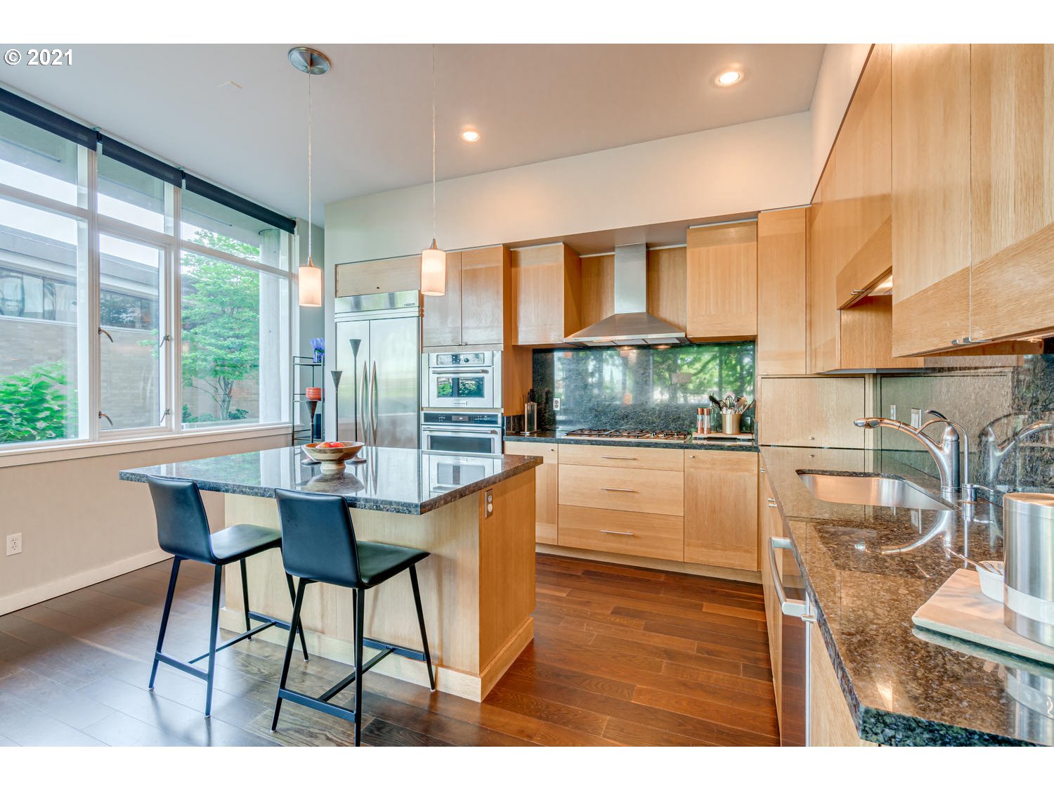 Photo #5: 24491278 Listing 
