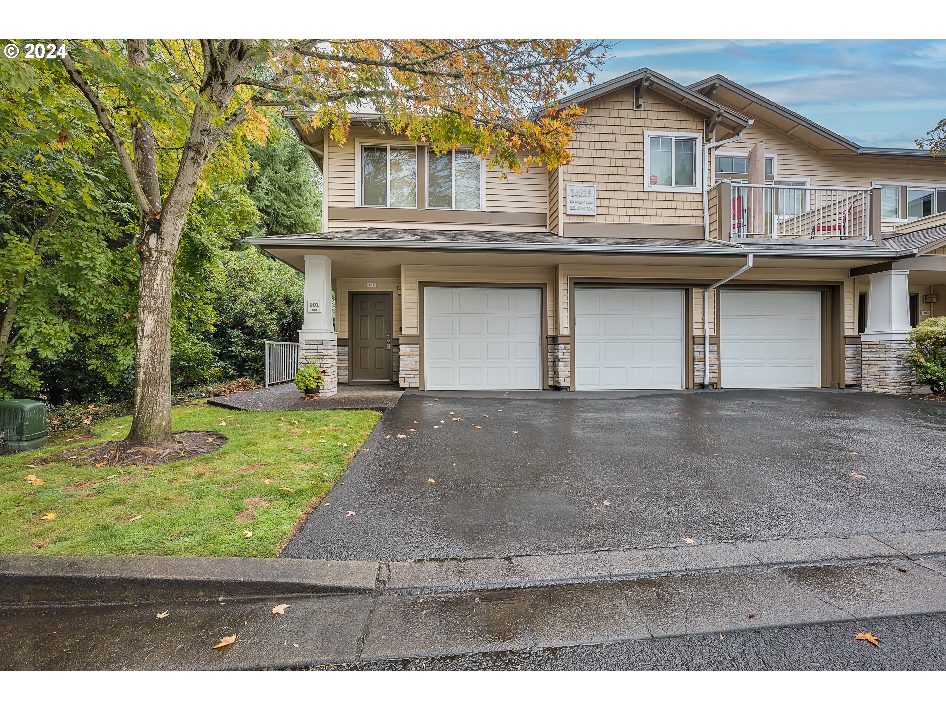 14525 SW MAGPIE LN Unit 201, Beaverton OR 97007