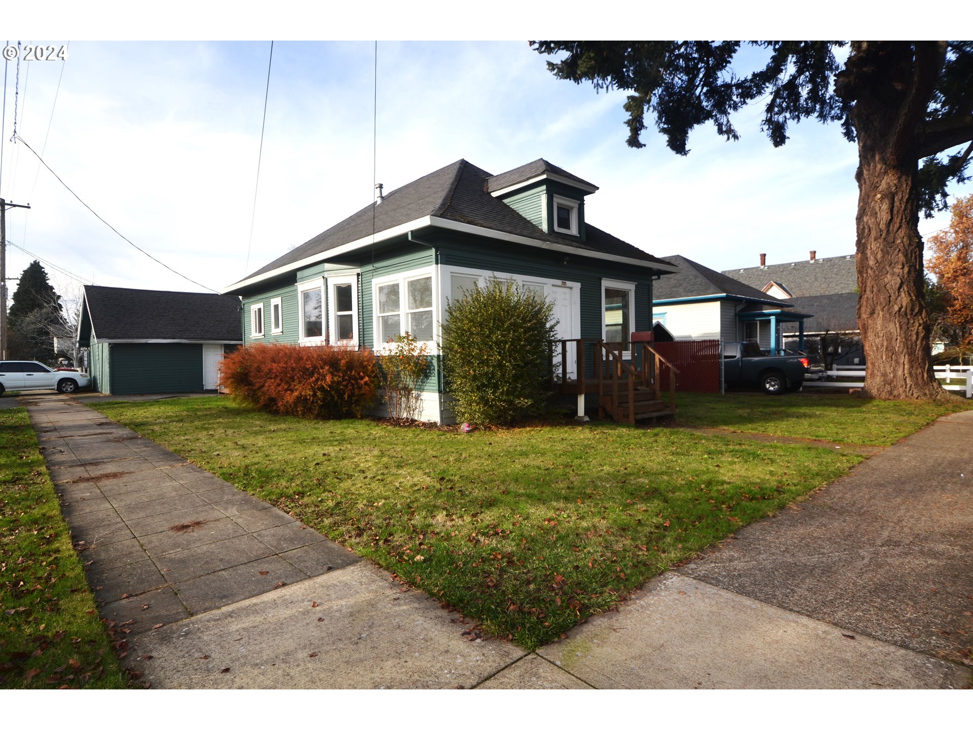 Photo of 643 7TH ST McMinnville OR 97128