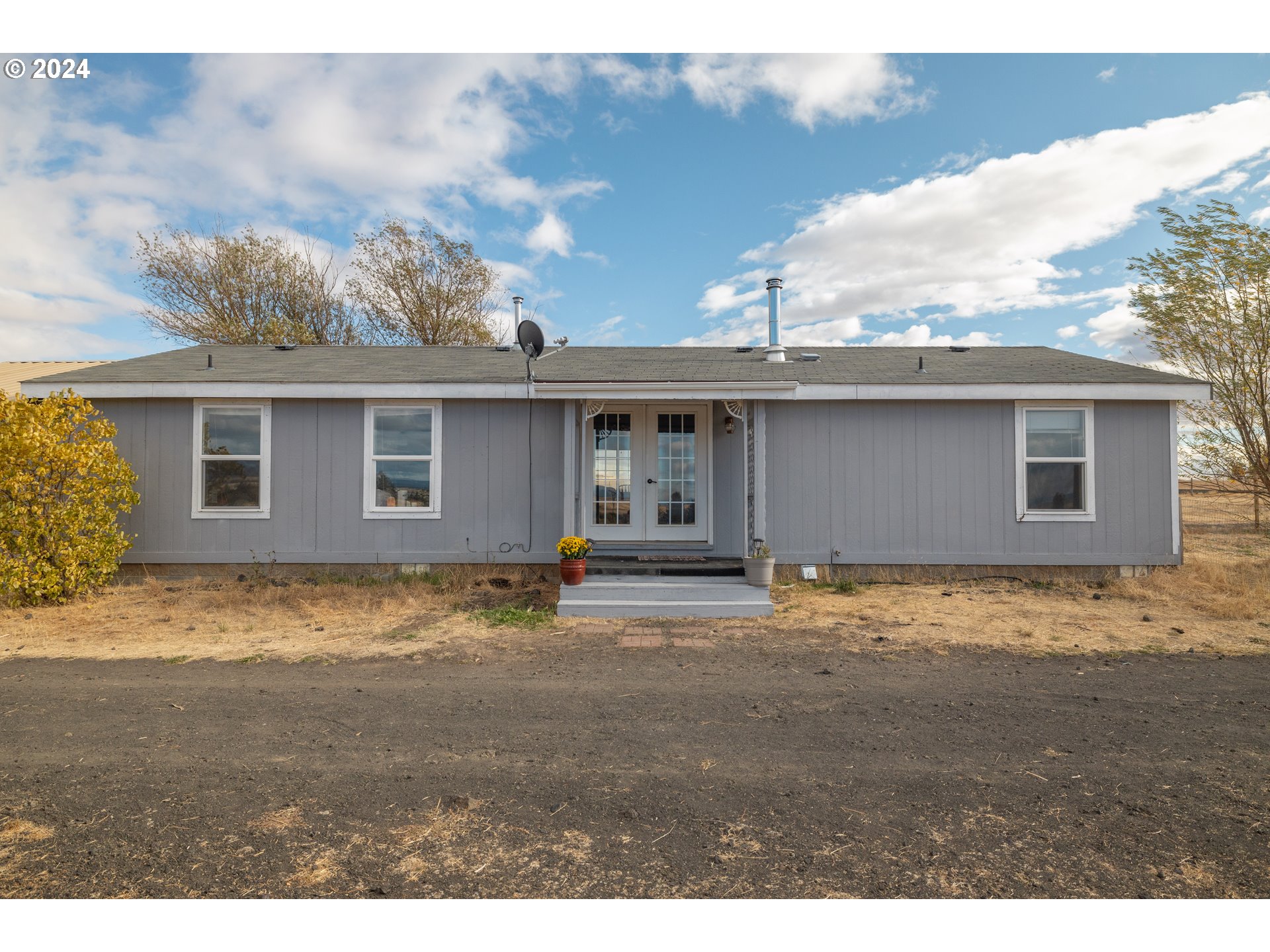 Photo of 20 BURLINGTON LOOP Goldendale WA 98620