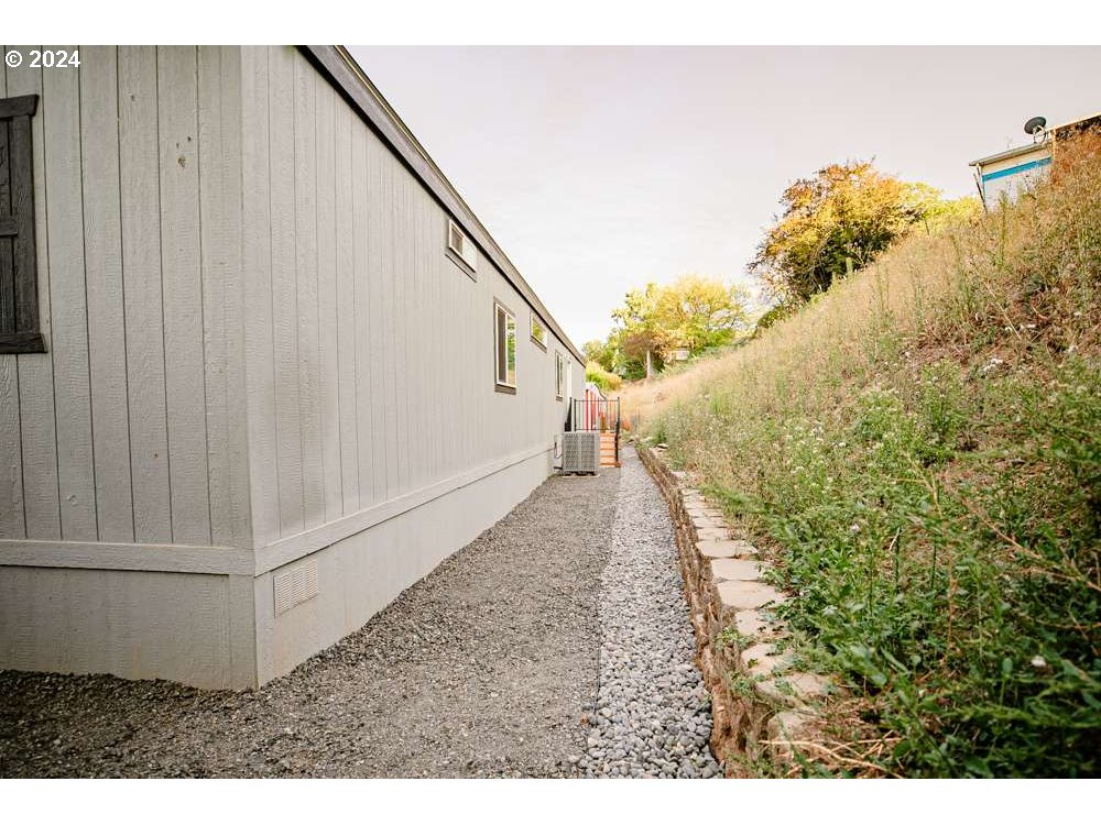 2801 SW Houtama RD UNIT 45, Pendleton, OR, 97801