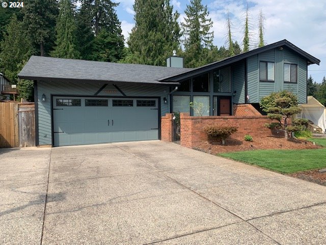 Photo of 15415 STOHLER RD Milwaukie OR 97267