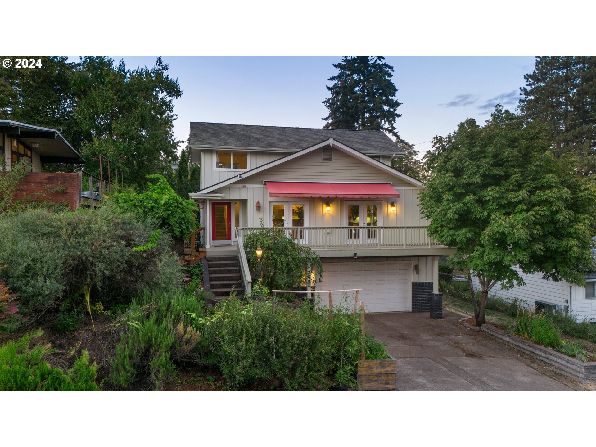 Photo of 275 27TH AVE Eugene OR 97405