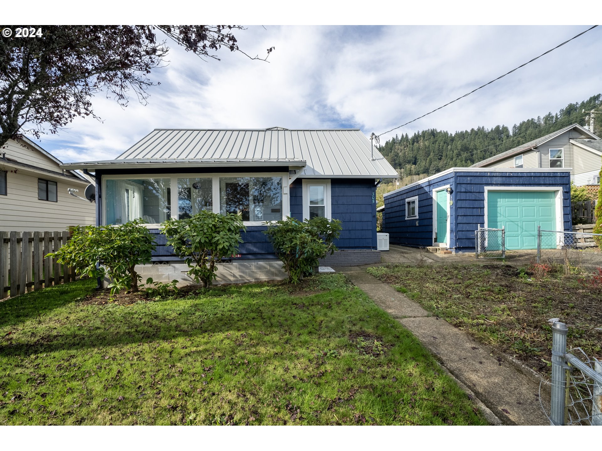 Photo of 305 4TH ST Garibaldi OR 97118