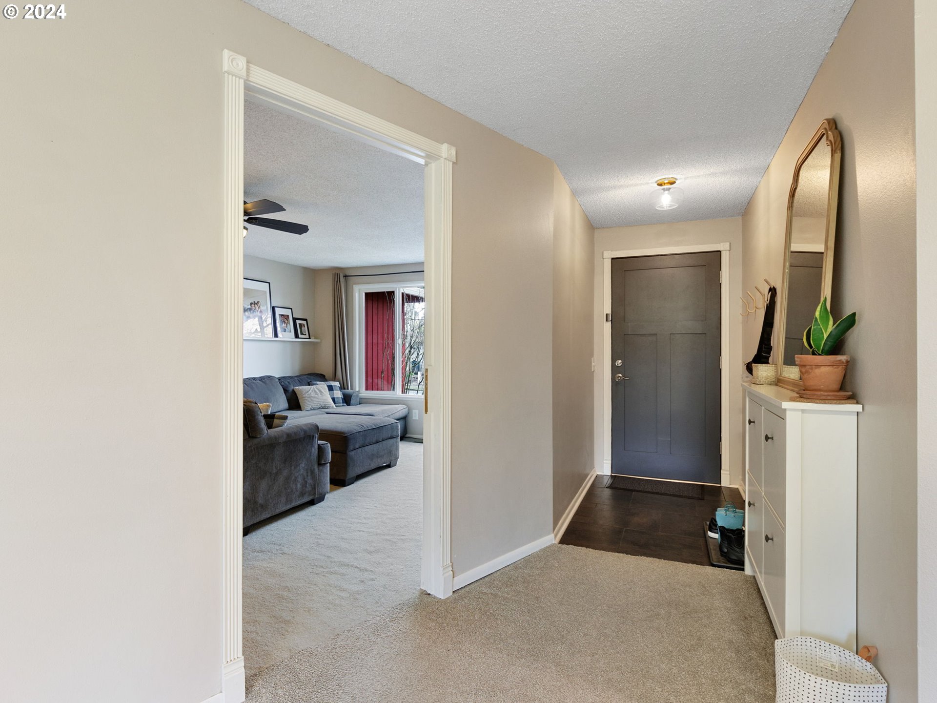 Entrance/Foyer