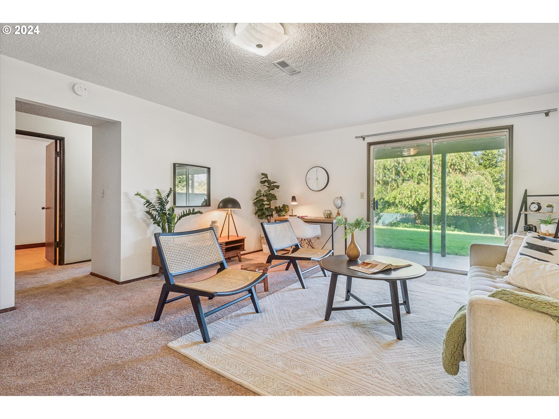 Photo #5: 24528534 Listing 