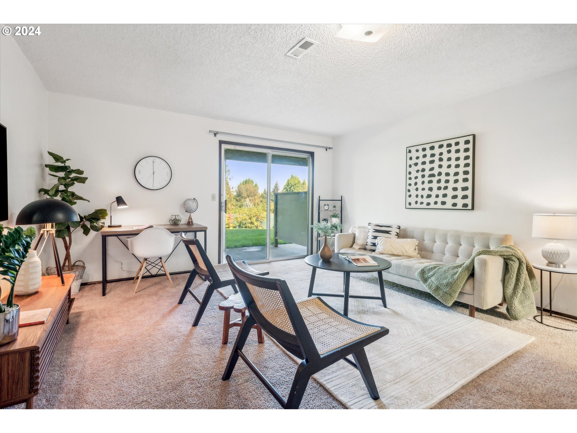 Photo #6: 24528534 Listing 