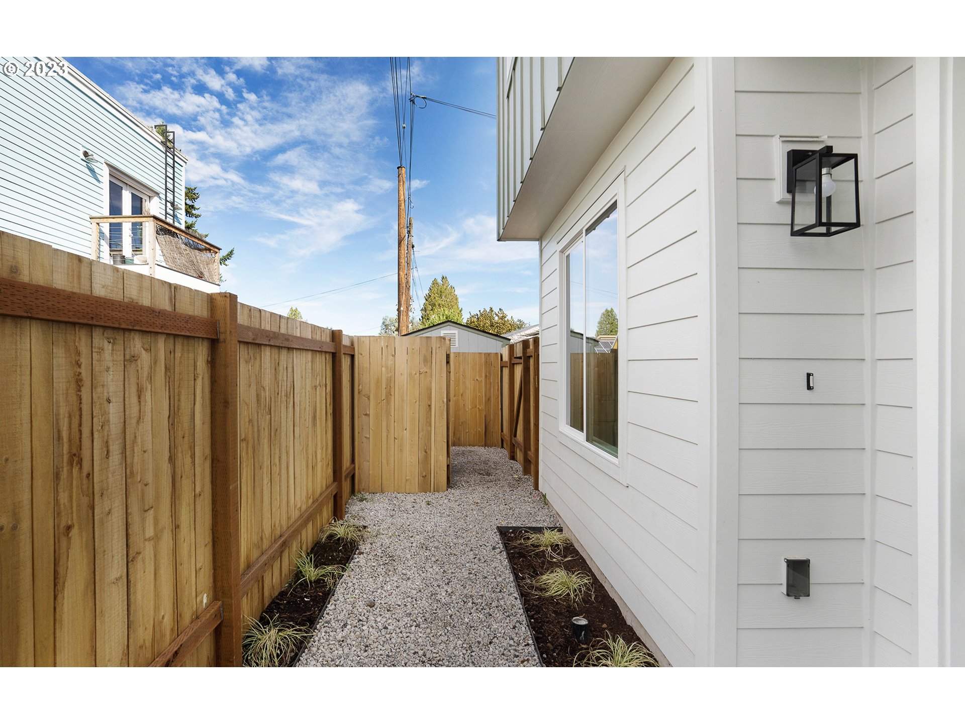 Photo #5: 24532125 Listing 