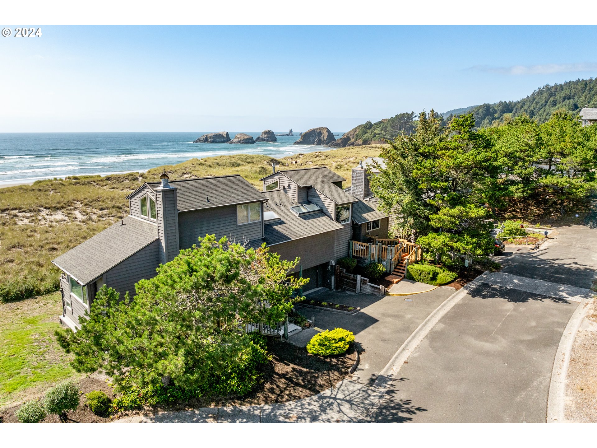 Photo of 508 BREAKER POINT DR Cannon Beach OR 97110