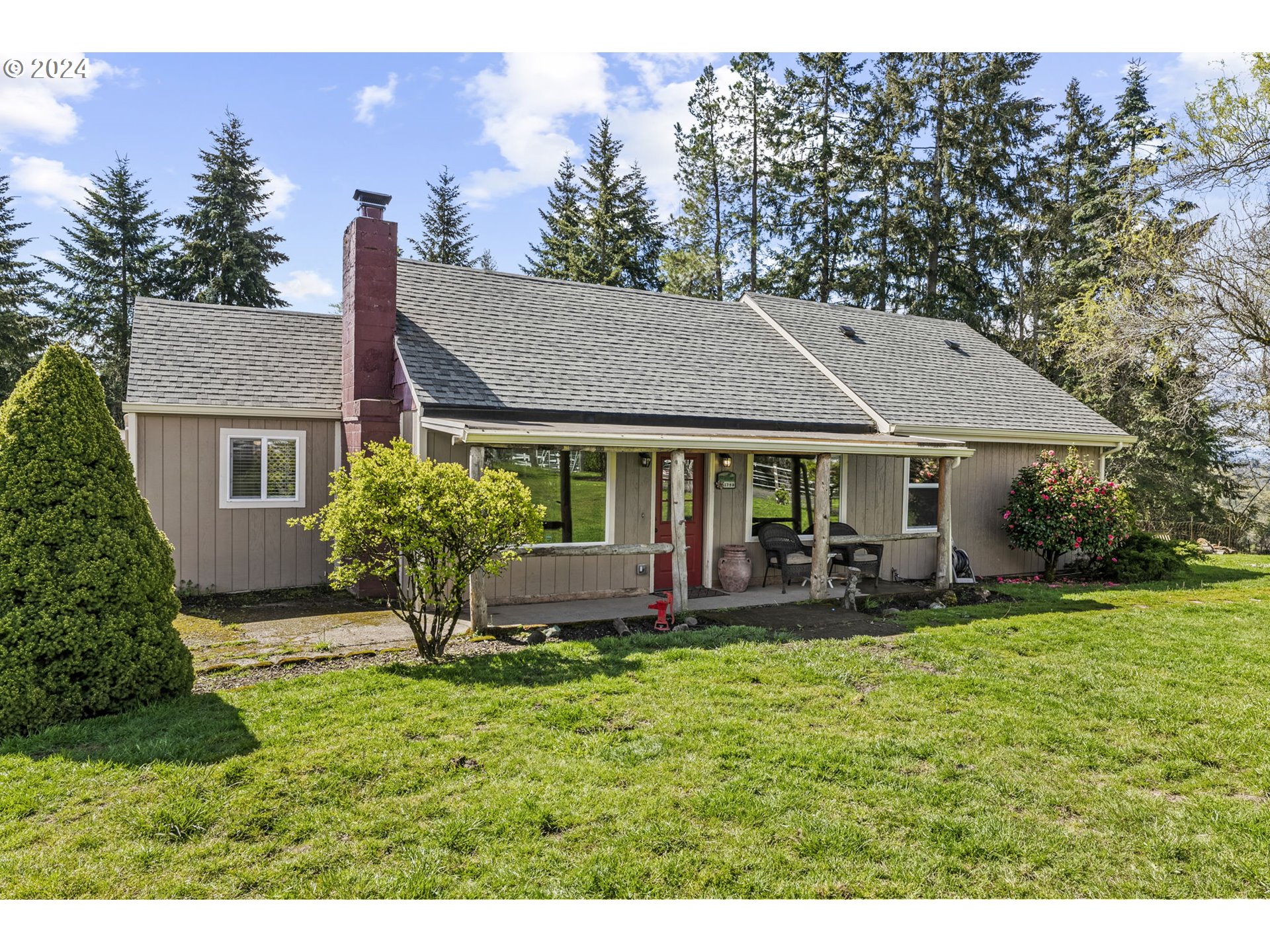 1750 HOLCOMB RD, Kelso, WA 98626