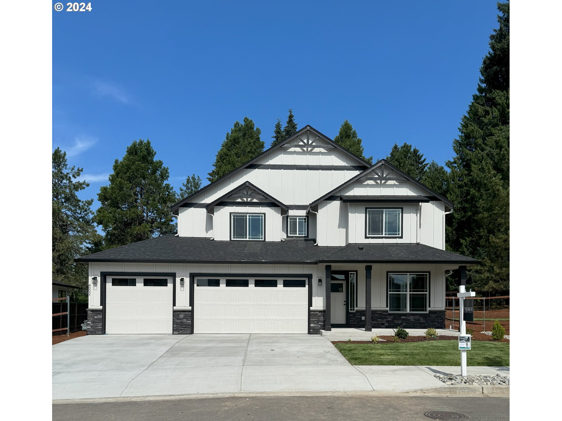 Photo of 4002 17TH AVE Brush Prairie WA 98606