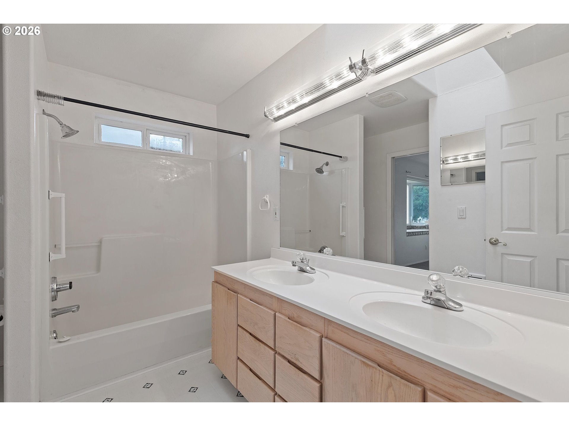 1945 NE 7TH DR, Lincoln City, OR, 97367