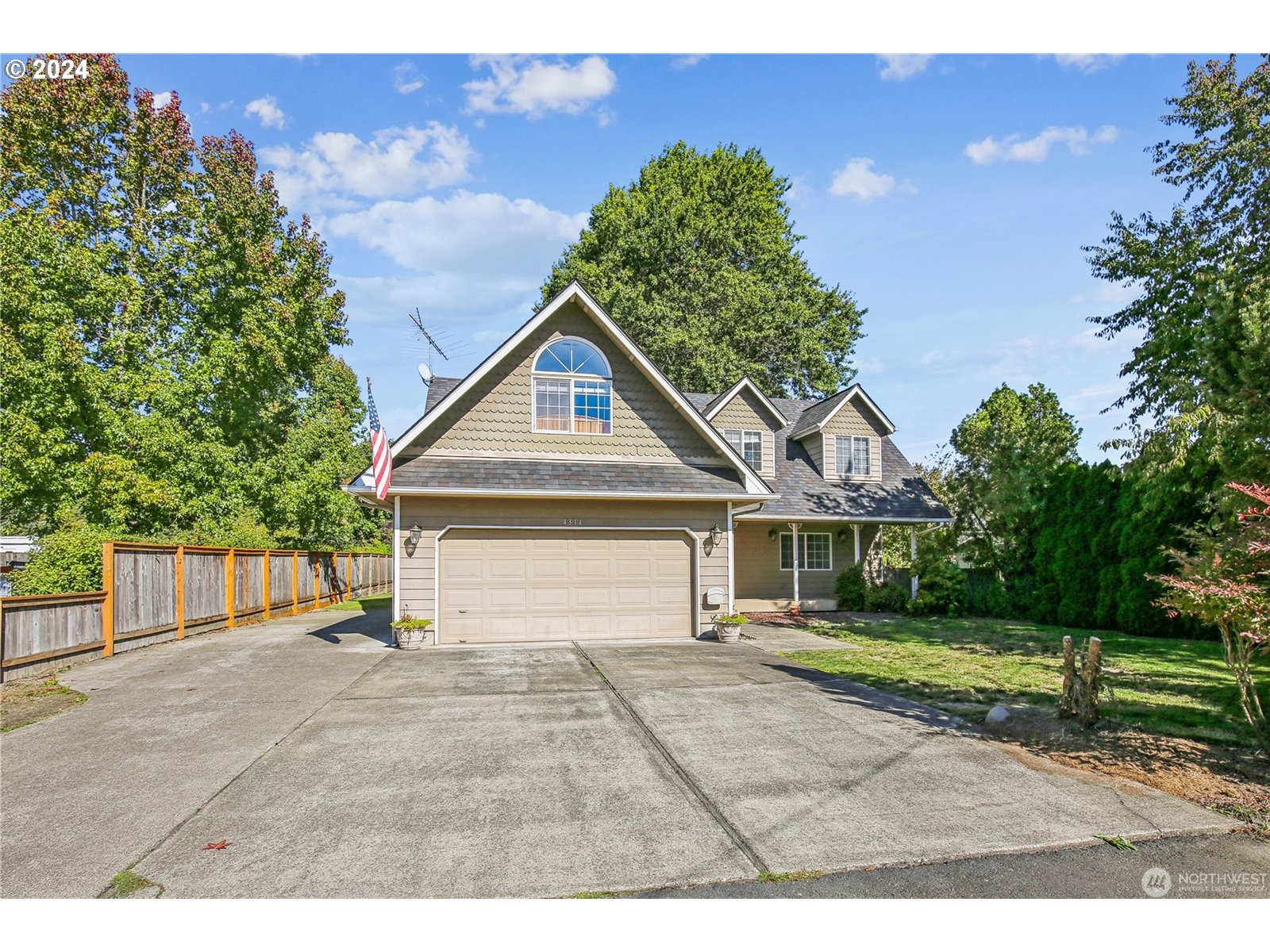 Photo of 4314 PENNSYLVANIA ST Longview WA 98632