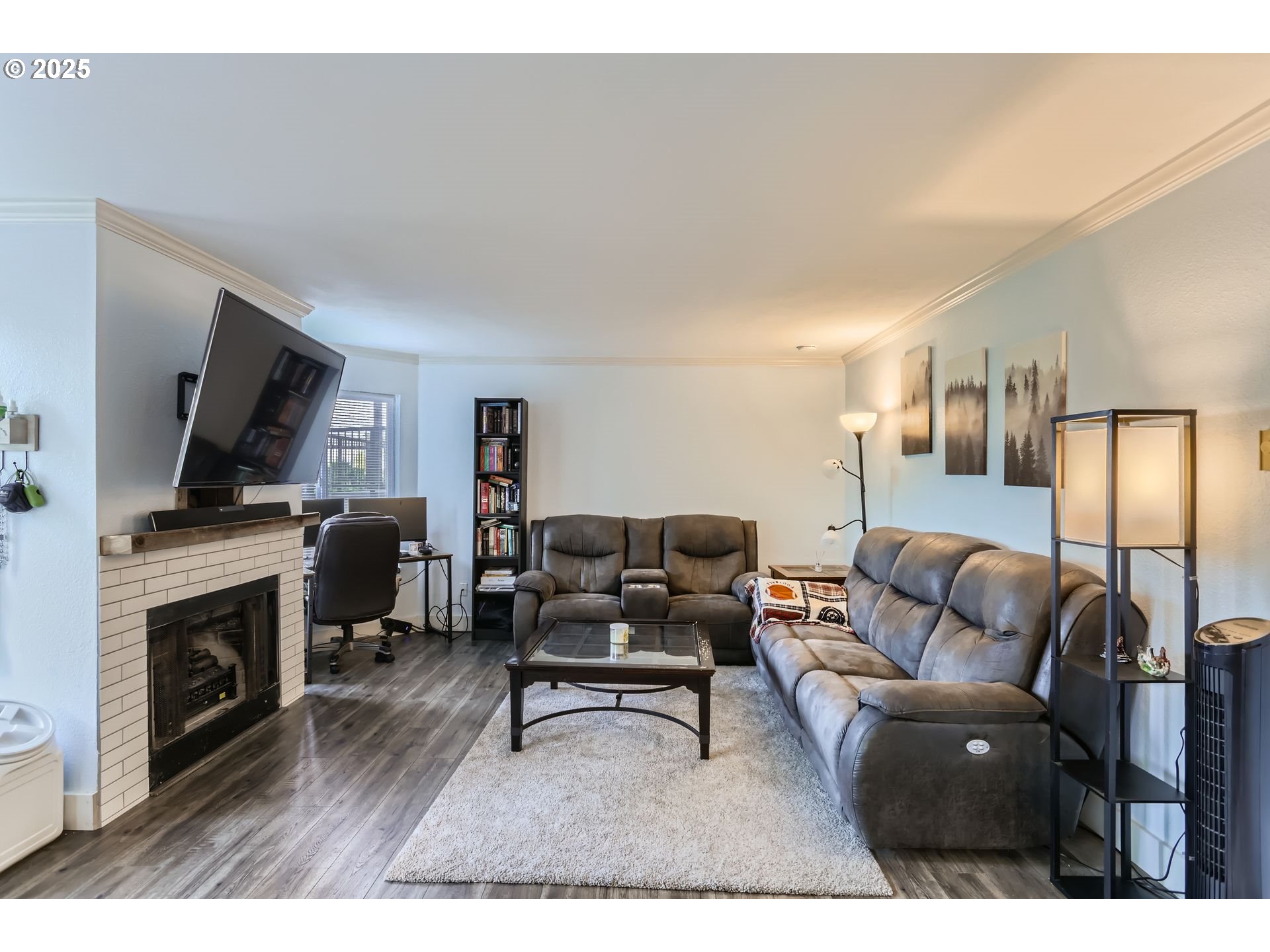 Photo #6: 245507934 Listing 
