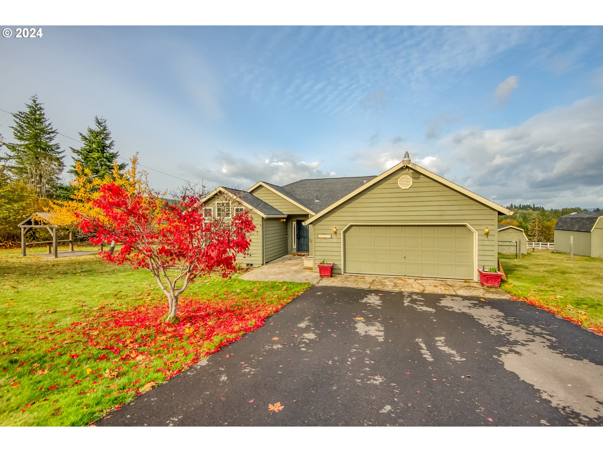 Photo of 17171 NOAKES RD Vernonia OR 97064