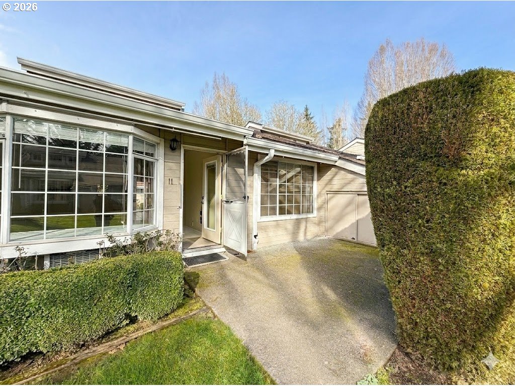 Photo #3: 245581265 Listing: Photo #3