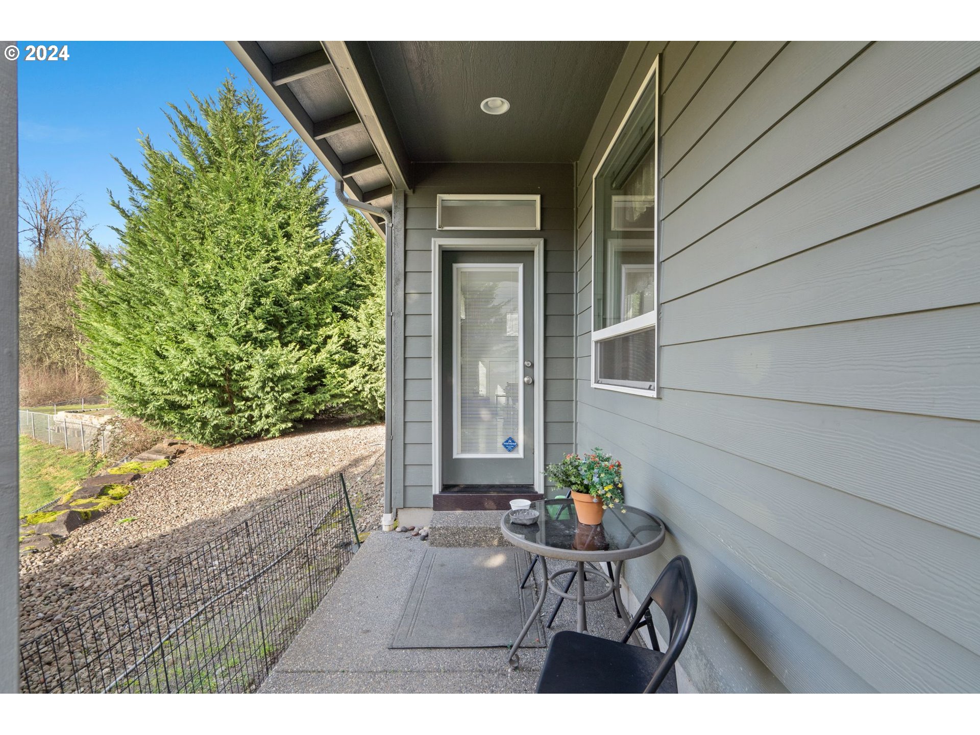 299  Hillshire Dr, Woodland, WA 98674