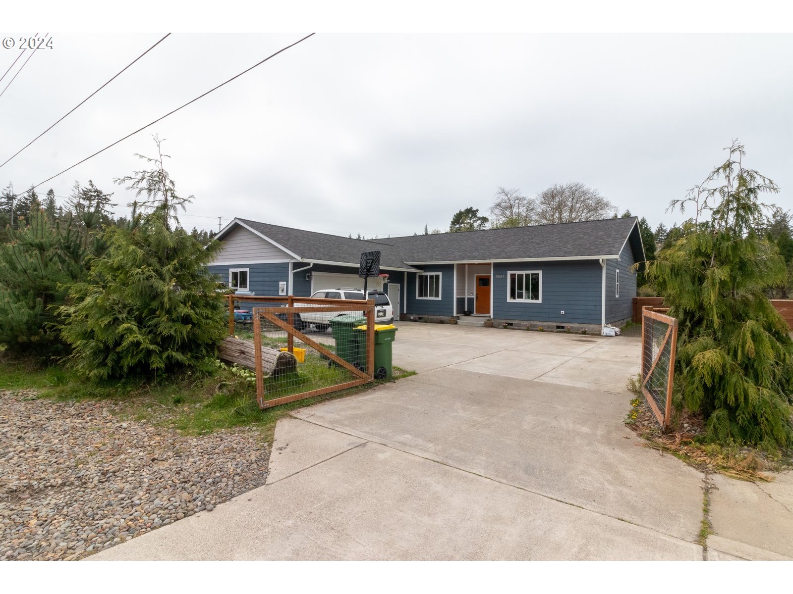 5507 N FORK SIUSLAW RD