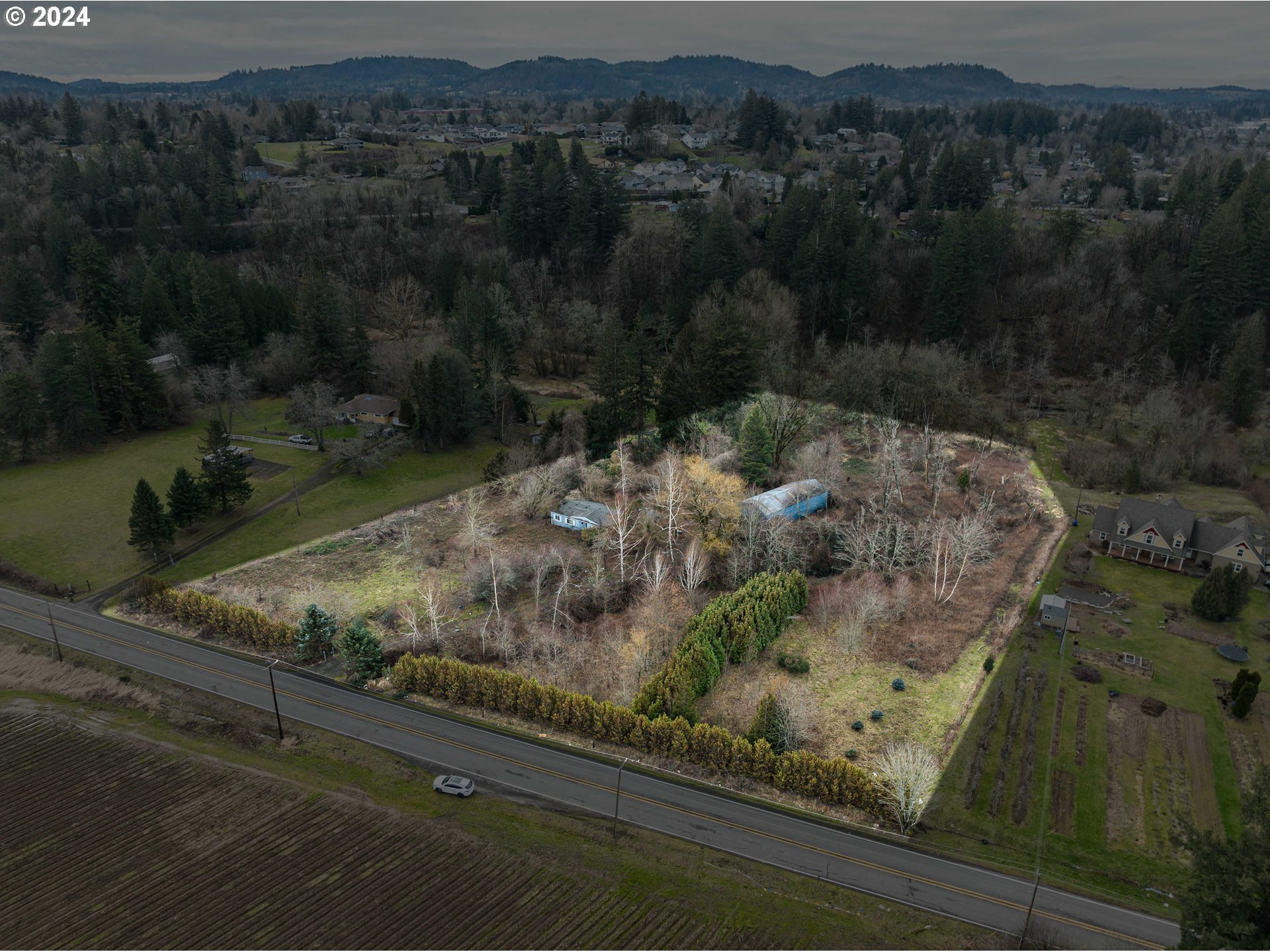 Photo of 2505 TROUTDALE RD Troutdale OR 97060