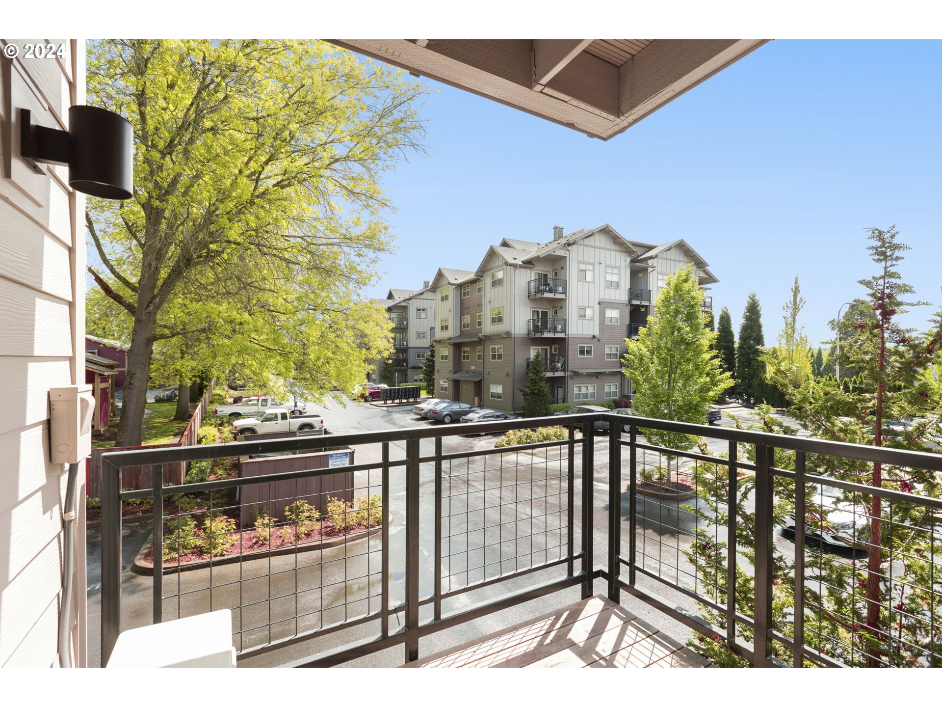 Photo #6: 24573589 Listing 