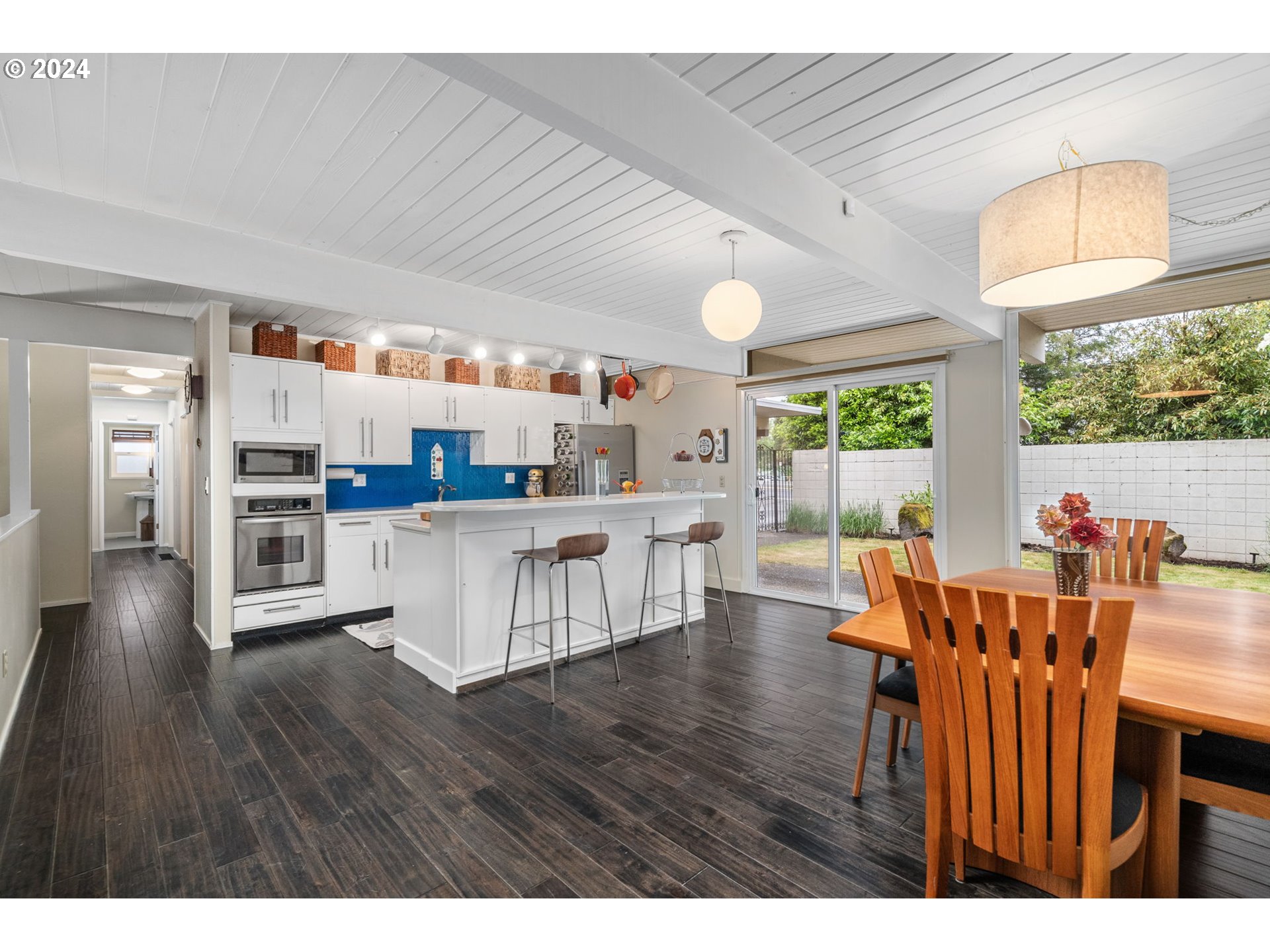 10440 SW DENNEY RD, BEAVERTON, OR 97008 Eleete Real Estate Eleete Real Estate