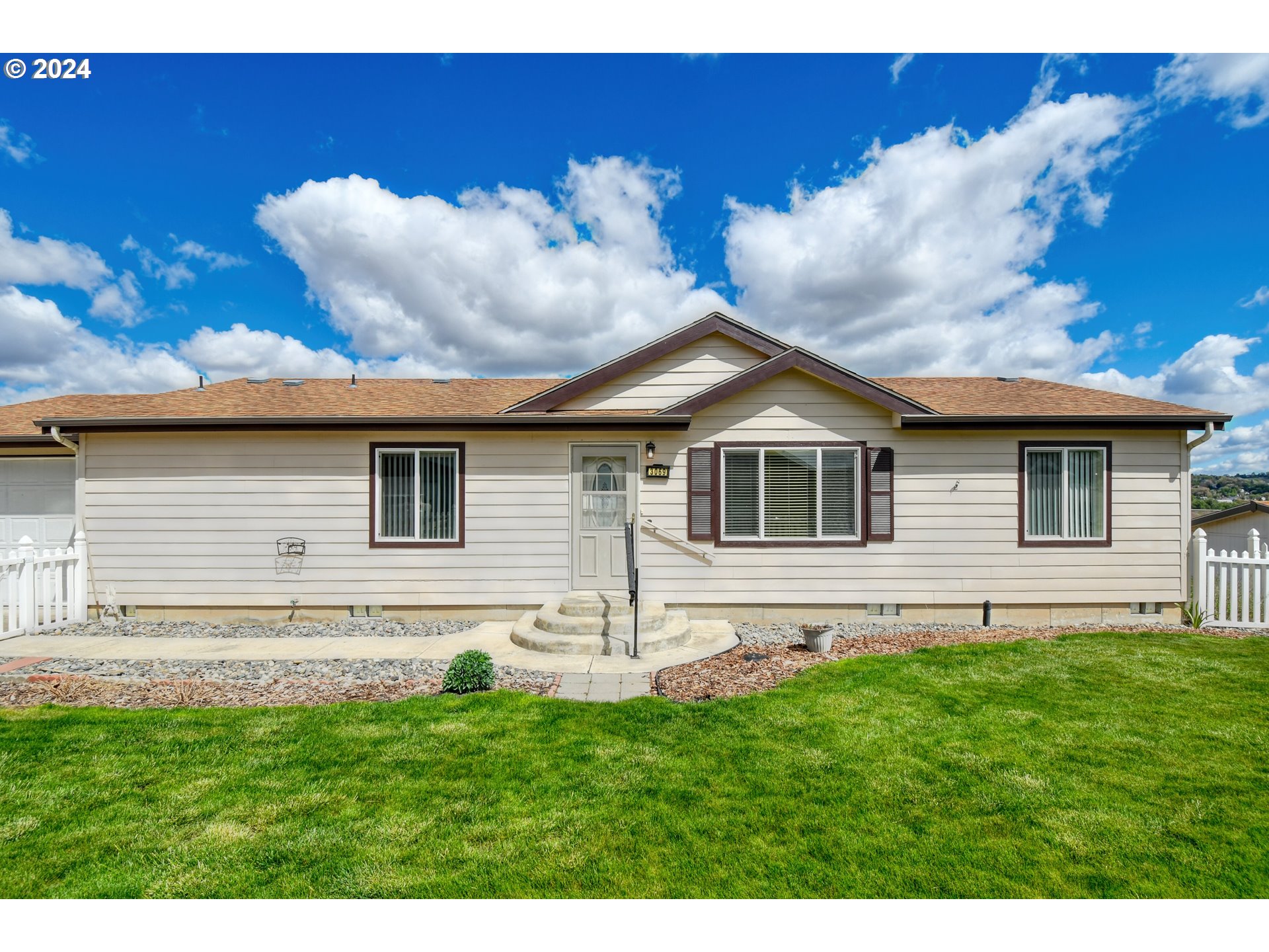 3069 SW RIVER VIEW DR, Pendleton OR 97801