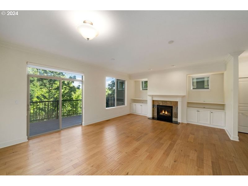 Photo #5: 24580890 Listing 