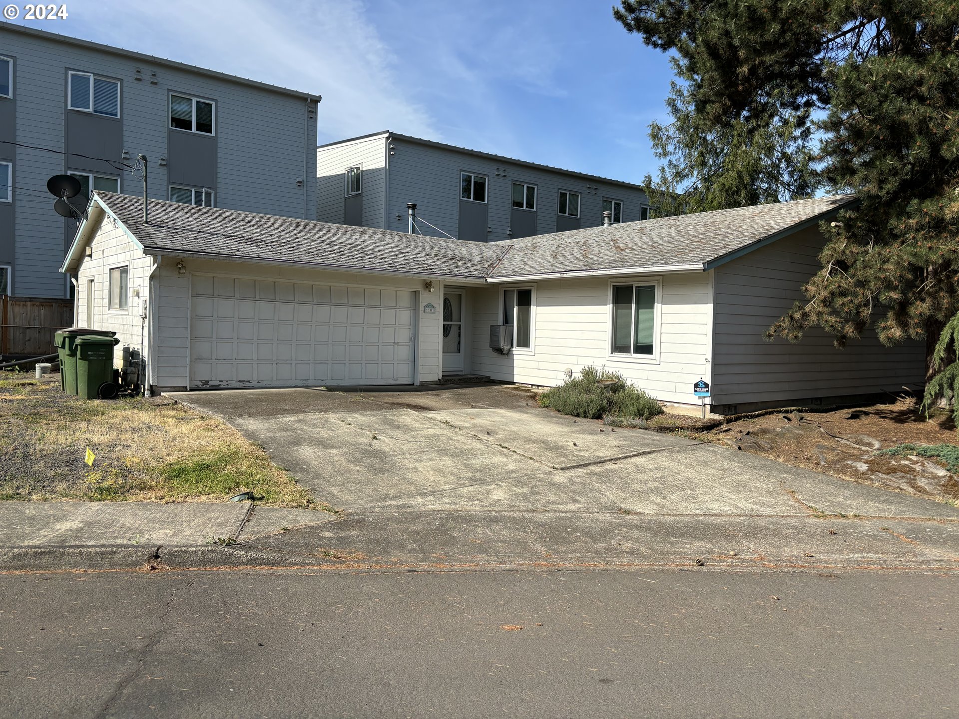 Photo of 1101 RIVER ST Newberg OR 97132