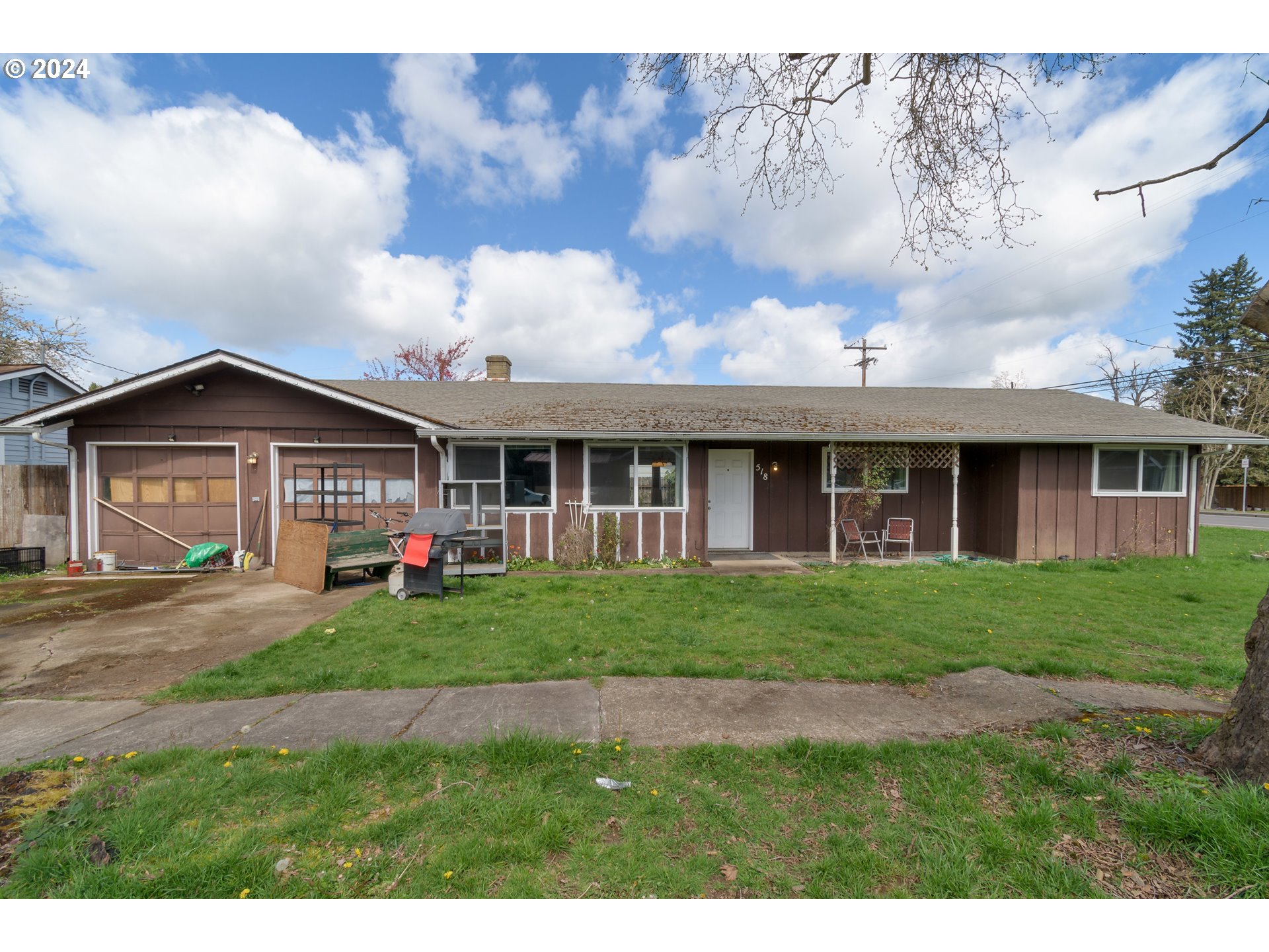 518 Scarbrough AVE, Creswell, OR 