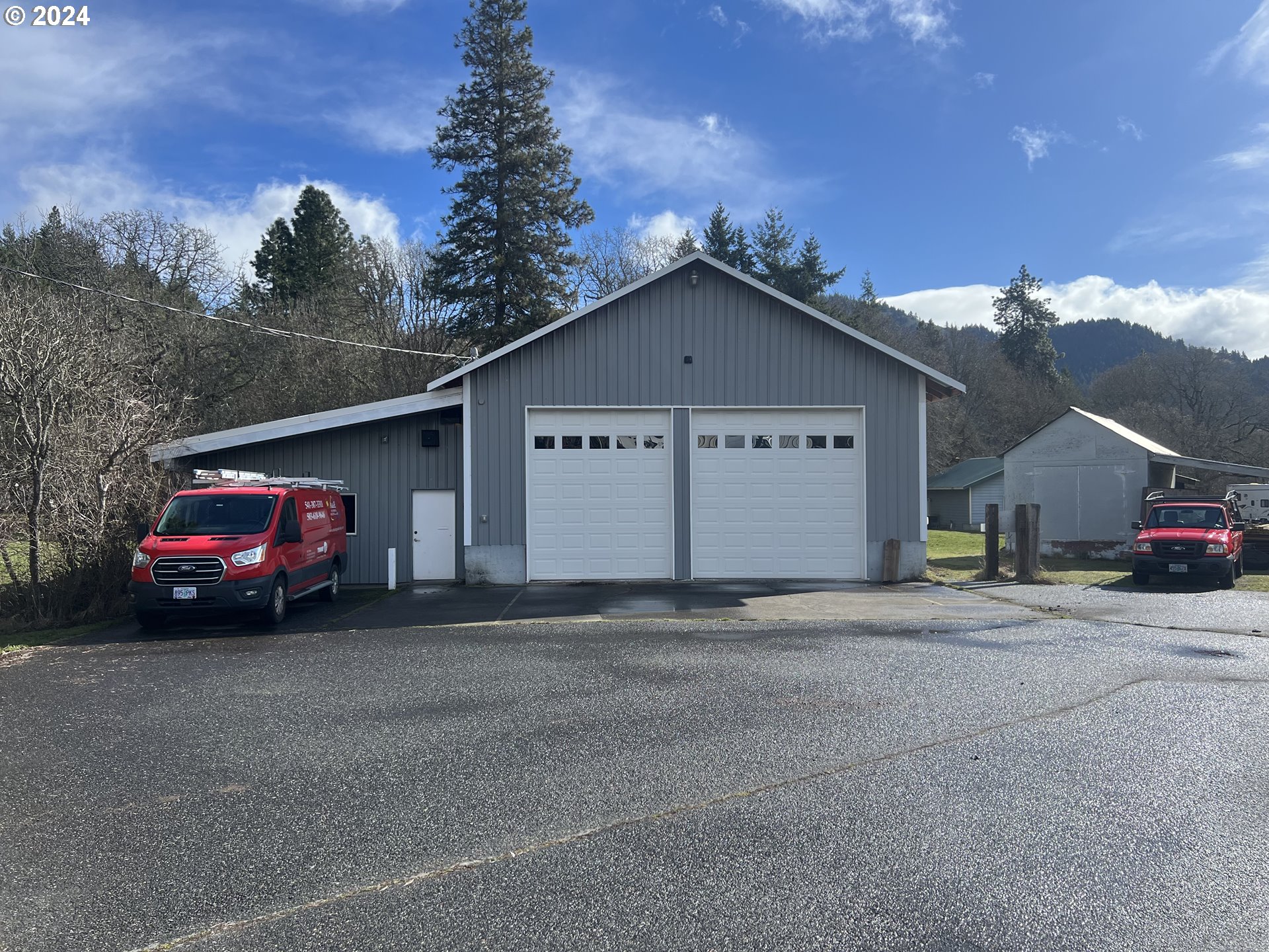 Photo of 1351 AVI LN White Salmon WA 98672