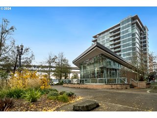 1920 S RIVER DR E101, Portland, OR 97201, 2 Bedrooms Bedrooms, ,3 BathroomsBathrooms,Residential,For Sale,RIVER,24587791