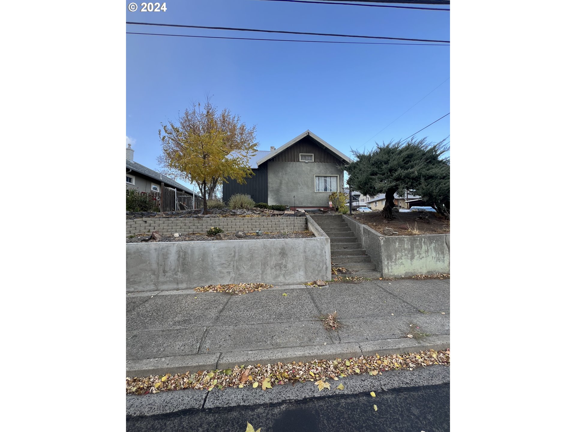 Photo of 1101 CARDEN AVE Pendleton OR 97801