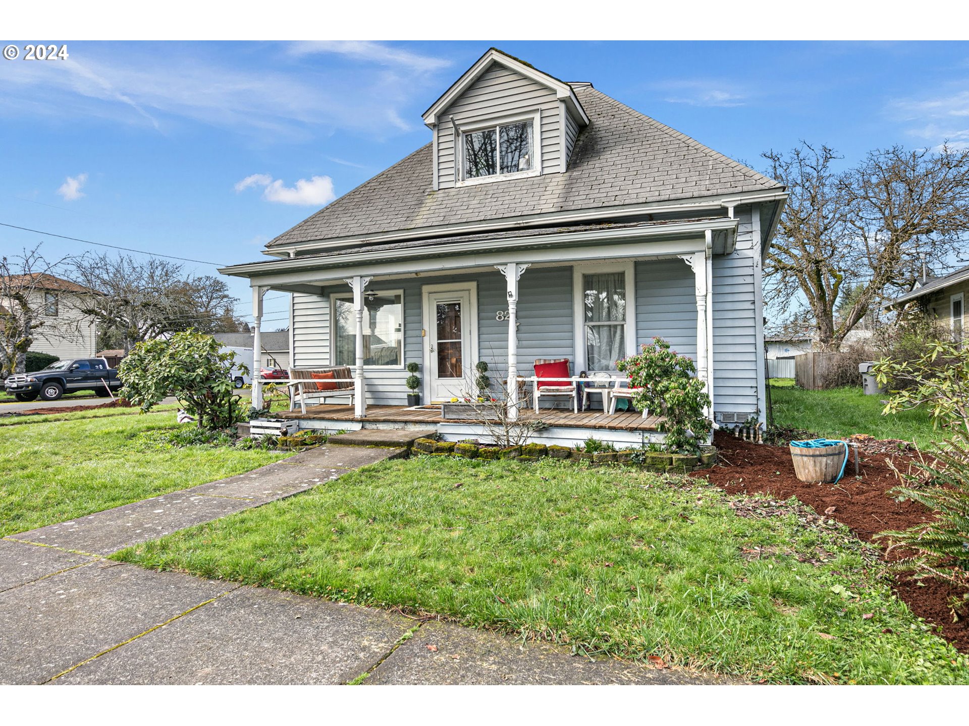 821 MAPLE ST, Junction City, OR 
