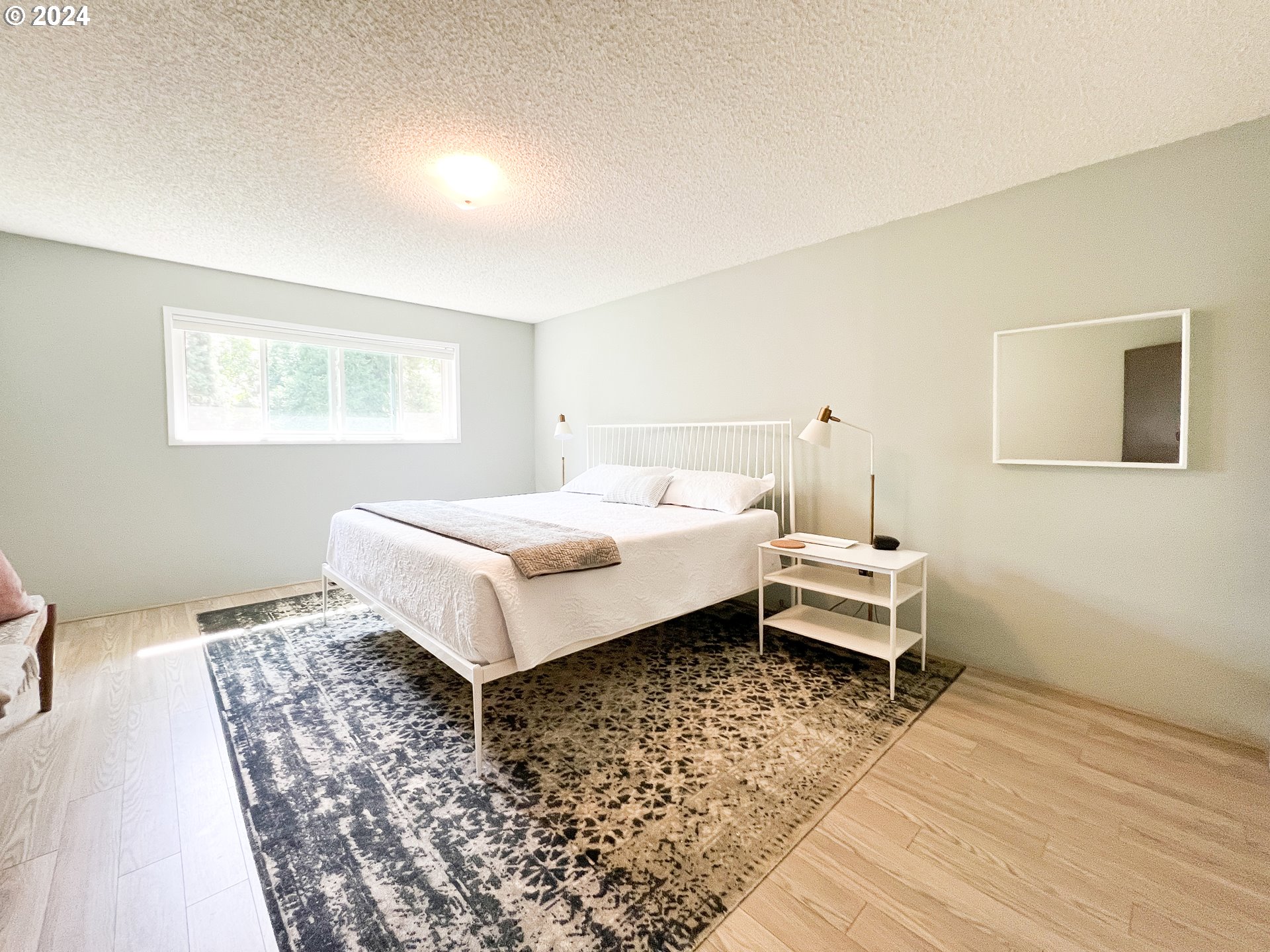 Photo #2: 24596984 Listing 