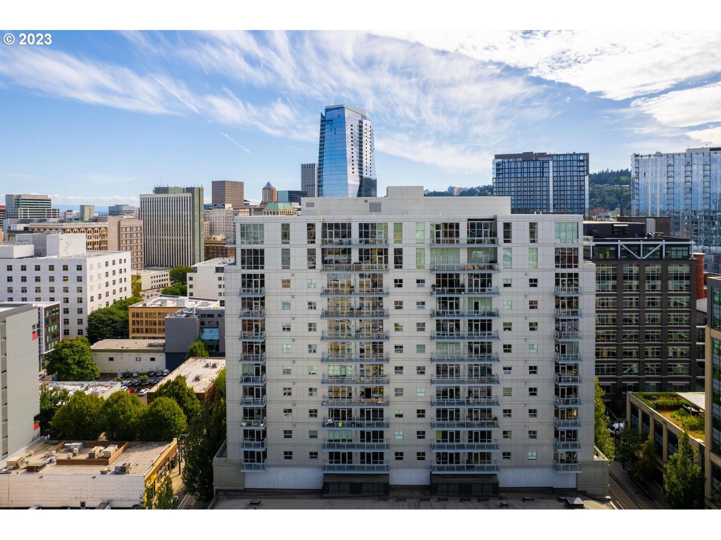Photo #2: 24597047 Listing 