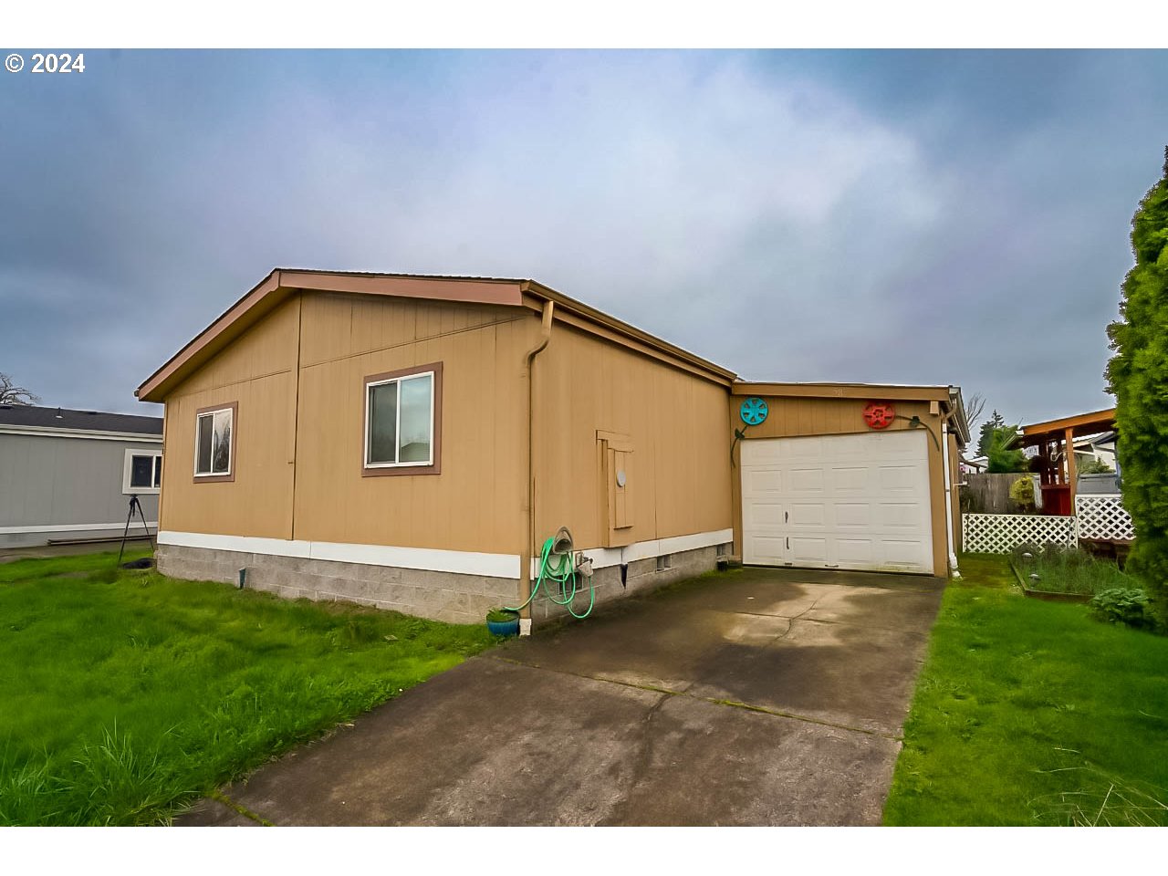 700 N MILL ST 58, Creswell, OR 