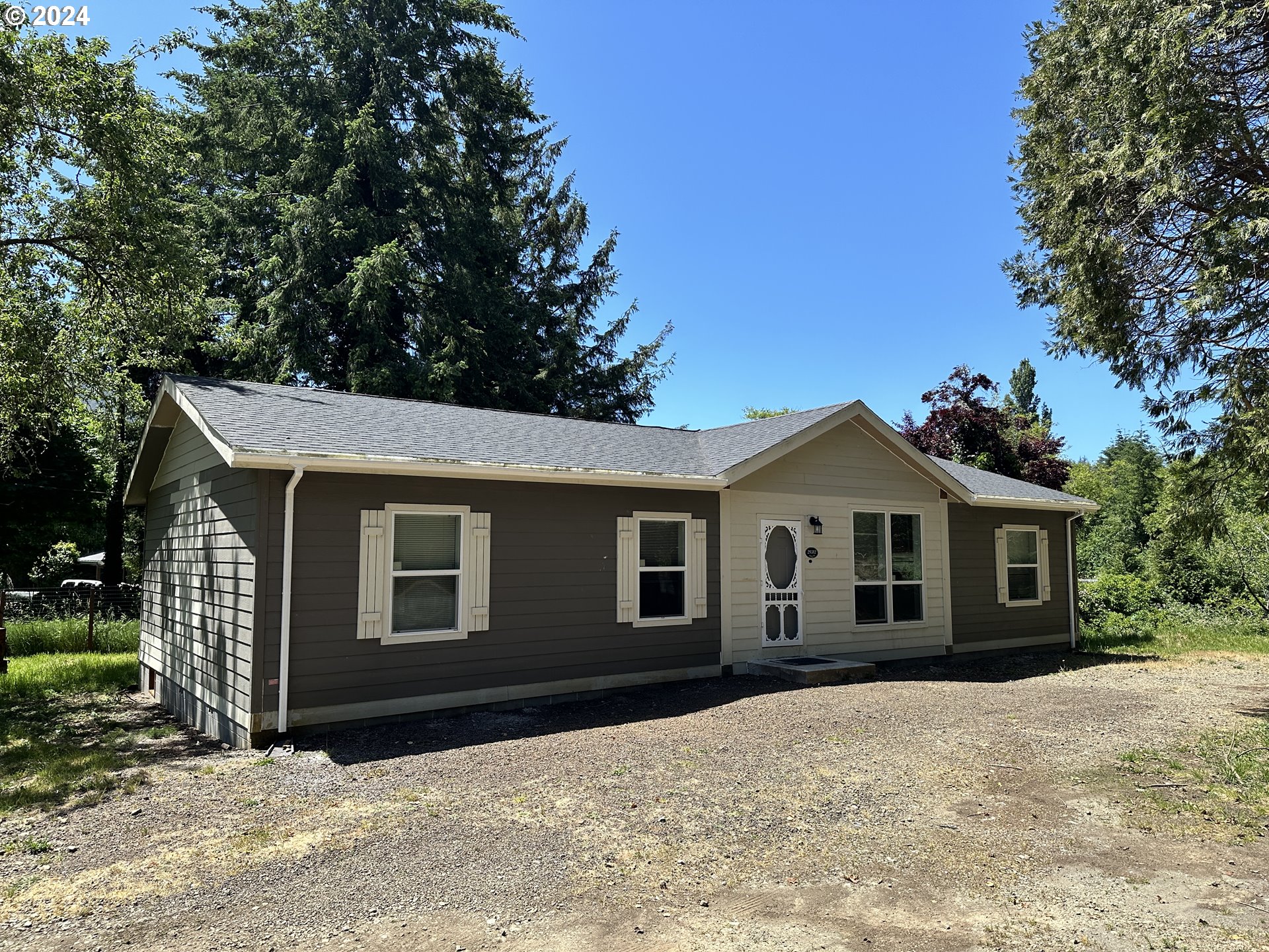 Photo of 28312 MATEER RD Gold Beach OR 97444